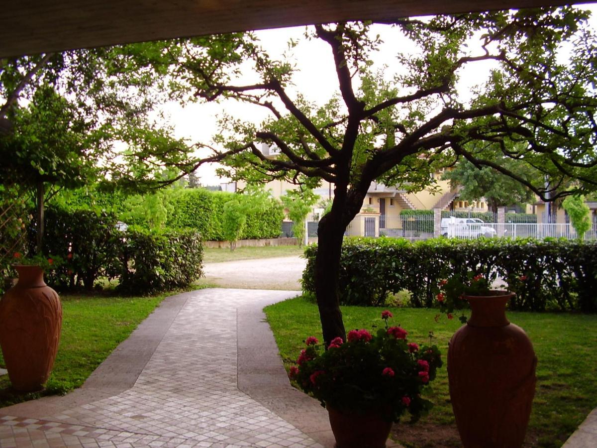 Hotel La Romantica Manerba del Garda Eksteriør billede