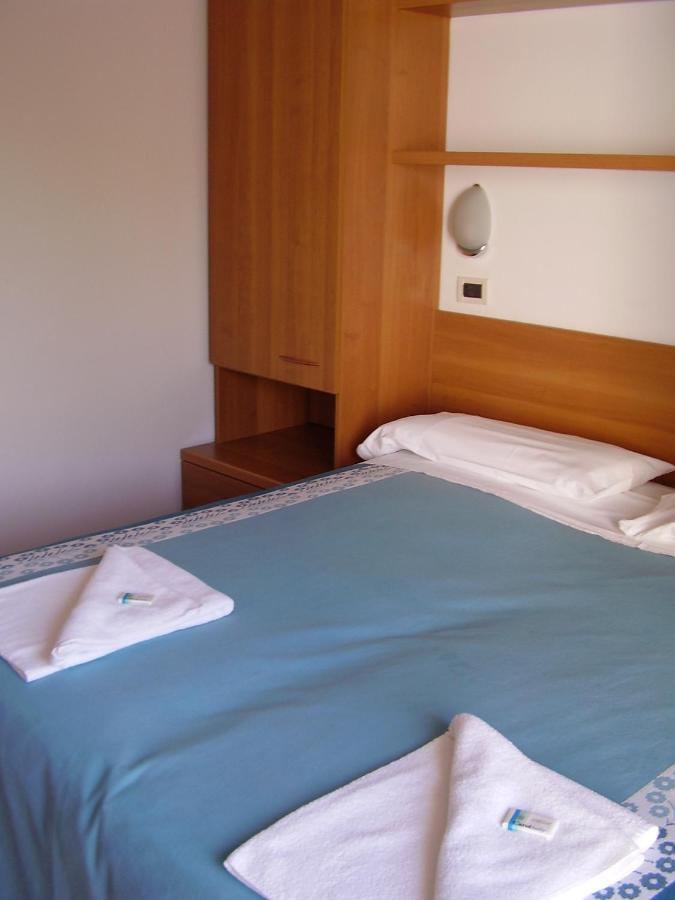 Hotel La Romantica Manerba del Garda Eksteriør billede