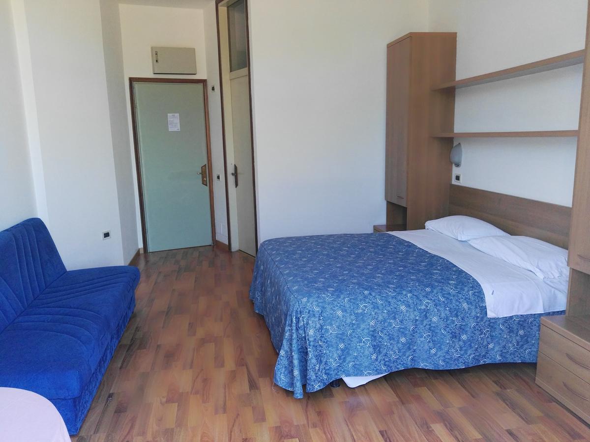 Hotel La Romantica Manerba del Garda Eksteriør billede